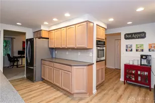 1544 Edenwood Dr, Beavercreek, OH 45434 - Photo 14