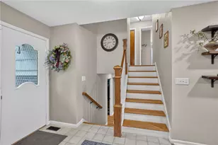 1480 Ambridge Rd, Washington Twp, OH 45459 - Photo 8