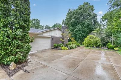 1480 Ambridge Road, Washington Twp, OH 45459 - Photo 4