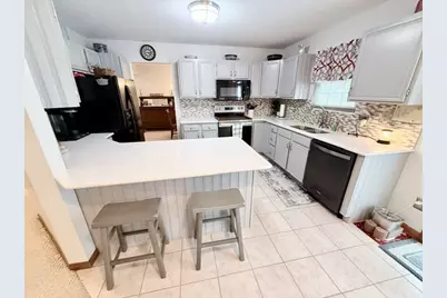 2104 Wilshire Drive, Piqua, OH 45356 - Photo 2