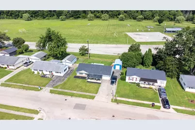 803 Weinland Drive, Park Layne, OH 45344 - Photo 2