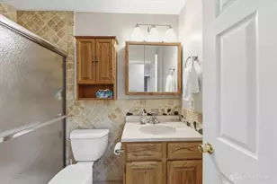 2268 Chapel Dr, Fairborn, OH 45324 - Photo 20