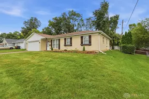 2268 Chapel Dr, Fairborn, OH 45324 - Photo 8