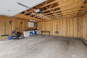2901 Lansing Dr, Dayton, OH 45420 - Photo 26