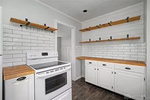 2901 Lansing Dr, Dayton, OH 45420 - Photo 18
