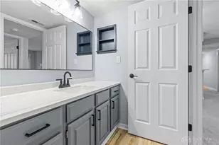 10555 Montgomery Rd, Sycamore Township, OH 45242 - Photo 22