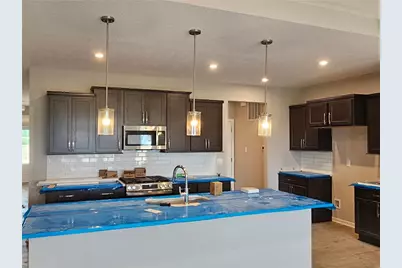 407 Winters Way, Springfield, OH 45505 - Photo 2