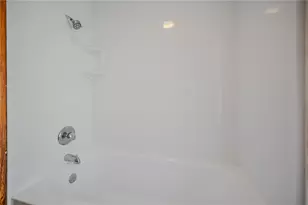 121 Hitt St, Urbana, OH 43078 - Photo 8