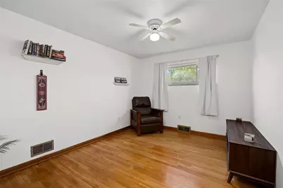 210 Broadway Road, Enon Vlg, OH 45323 - Photo 6