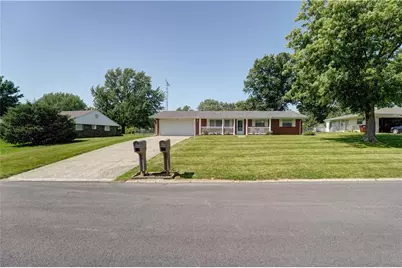 204 Linwood Drive, Greenville, OH 45331 - Photo 2