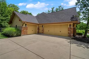 9381 Ridings Blvd, Washington Twp, OH 45458 - Photo 88
