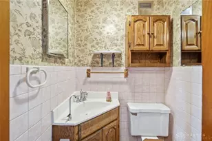 223 Rockwood Ave, Dayton, OH 45405 - Photo 16