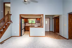 4117 Ridgecliff Dr, Beavercreek, OH 45440 - Photo 4