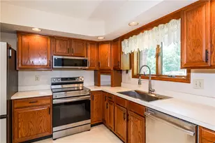 4117 Ridgecliff Dr, Beavercreek, OH 45440 - Photo 8