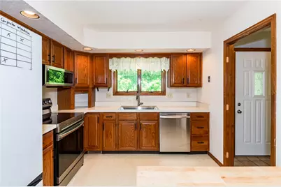 4117 Ridgecliff Drive, Beavercreek, OH 45440 - Photo 6