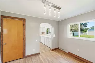 239 S Pleasant St, Enon Vlg, OH 45323 - Photo 16