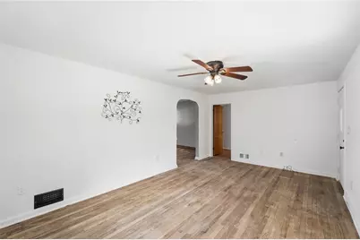 239 S Pleasant Street, Enon, OH 45323 - Photo 8