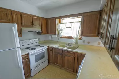 8833 E State Route 41, New Carlisle, OH 45344 - Photo 18