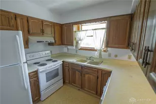 8833 E State Route 41, New Carlisle, OH 45344 - Photo 18