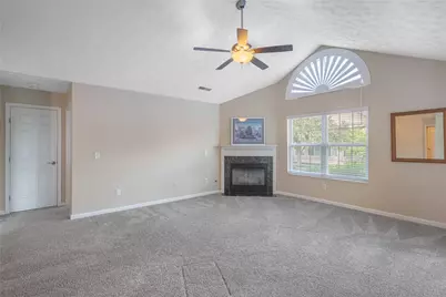 221 Villa Pointe Drive, Springboro, OH 45066 - Photo 2