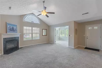 221 Villa Pointe Drive, Springboro, OH 45066 - Photo 4