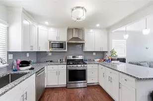 3601 Lancashire Dr, Dayton, OH 45417 - Photo 14