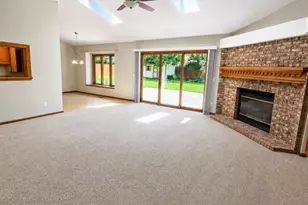 8782 Cottonwood Pl, Springboro, OH 45066 - Photo 4