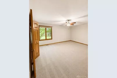 8782 Cottonwood Place, Springboro, OH 45066 - Photo 16