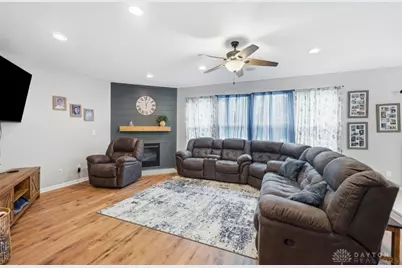 740 Oak Forest Drive, Hamilton Township, OH 45152 - Photo 6
