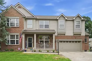 740 Oak Forest Dr, Hamilton Township, OH 45152 - Photo 2