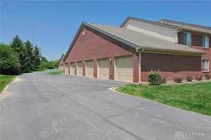 1756 Waterstone Blvd, Washington Twp, OH 45342 - Photo 2