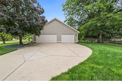 3822 Walnut Grove Lane, Beavercreek, OH 45440 - Photo 6