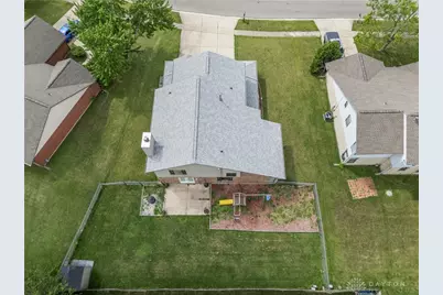 6840 Coronado Circle, Huber Heights, OH 45424 - Photo 8