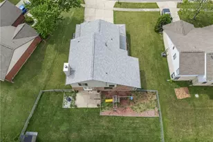 6840 Coronado Cir, Huber Heights, OH 45424 - Photo 8
