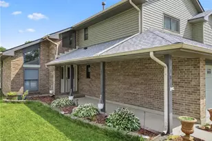 6840 Coronado Cir, Huber Heights, OH 45424 - Photo 4