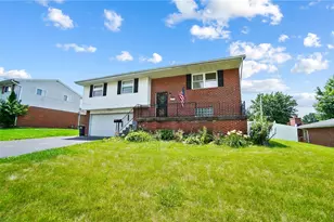 4544 College View Dr, Dayton, OH 45417 - Photo 2