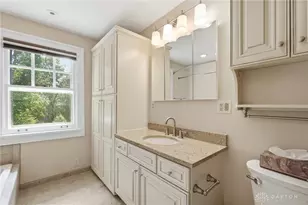 145 Wisteria Dr, Oakwood, OH 45419 - Photo 60