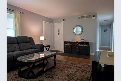 102 Appian Way, Wilmington, OH 45177 - Photo 6