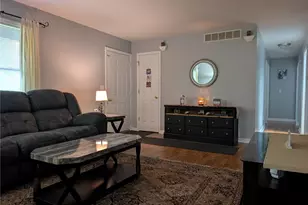 102 Appian Way, Wilmington, OH 45177 - Photo 6