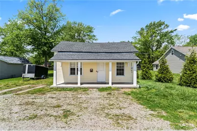 79 W Mound Street, Sabina, OH 45169 - Photo 1