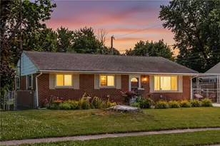 207 Yale Ave, New Lebanon, OH 45345 - Photo 2