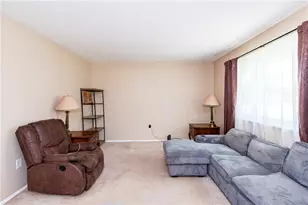 207 Yale Ave, New Lebanon, OH 45345 - Photo 8