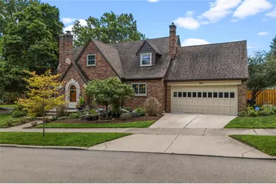 204 Hilltop Avenue, Oakwood, OH 45419 - Photo 2