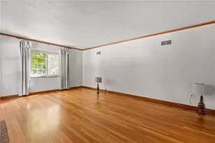 204 Hilltop Ave, Oakwood, OH 45419 - Photo 12