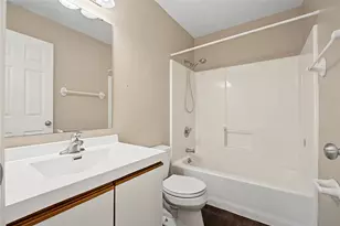 10029 Village Tree Ct, Miamisburg, OH 45342 - Photo 10