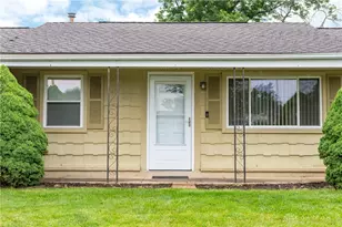 1367 Sheridan Ct, Troy, OH 45373 - Photo 2