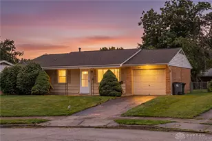 1367 Sheridan Ct, Troy, OH 45373 - Photo 4