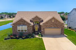 5010 Dayflower Dr, Huber Heights, OH 45371 - Photo 2