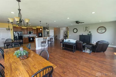 5010 Dayflower Drive, Huber Heights, OH 45371 - Photo 10