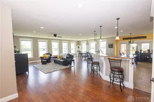 5010 Dayflower Dr, Huber Heights, OH 45371 - Photo 4